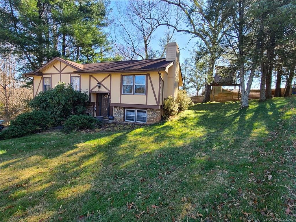 21 Fieldstone Court
