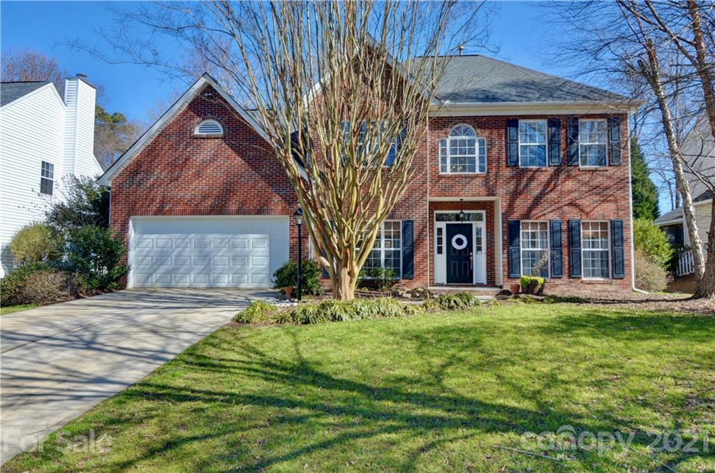 1945 Thornblade Ridge Drive