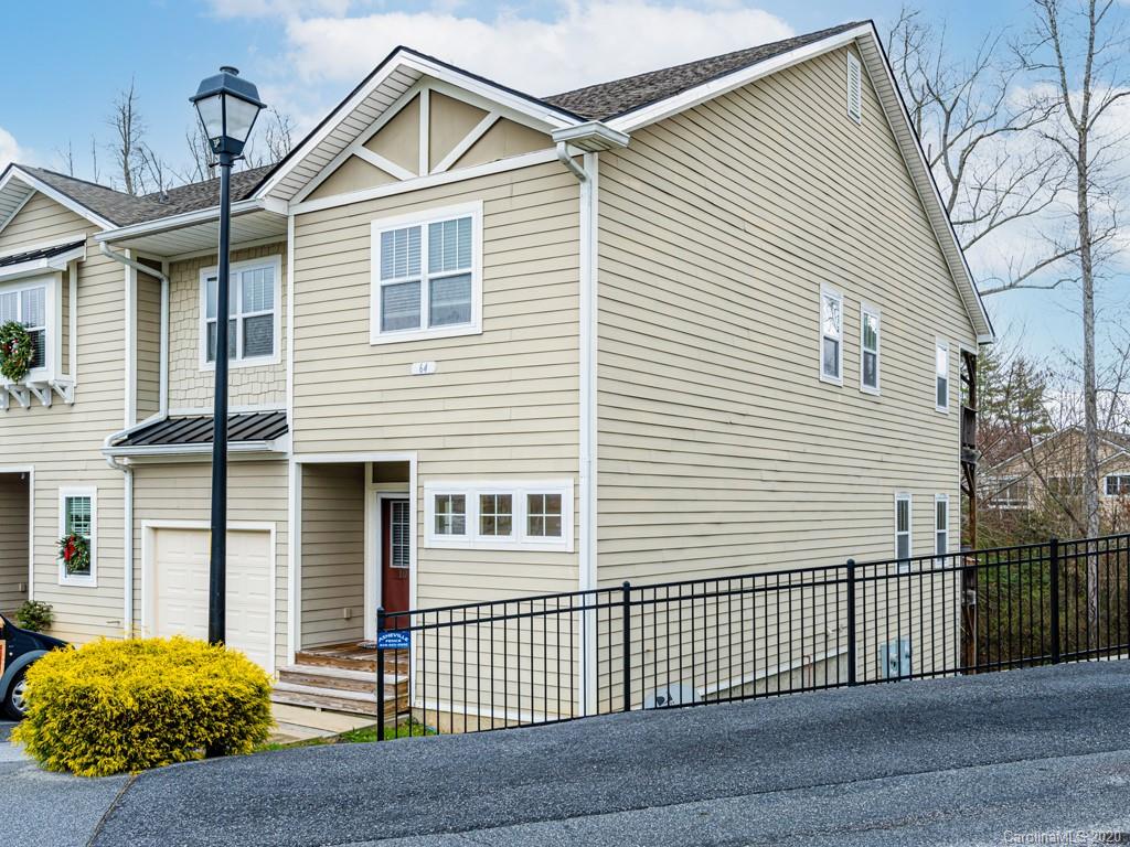 64 Foxden Drive 204
