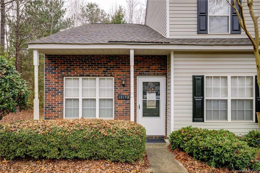 12172 Bottlebrush Place