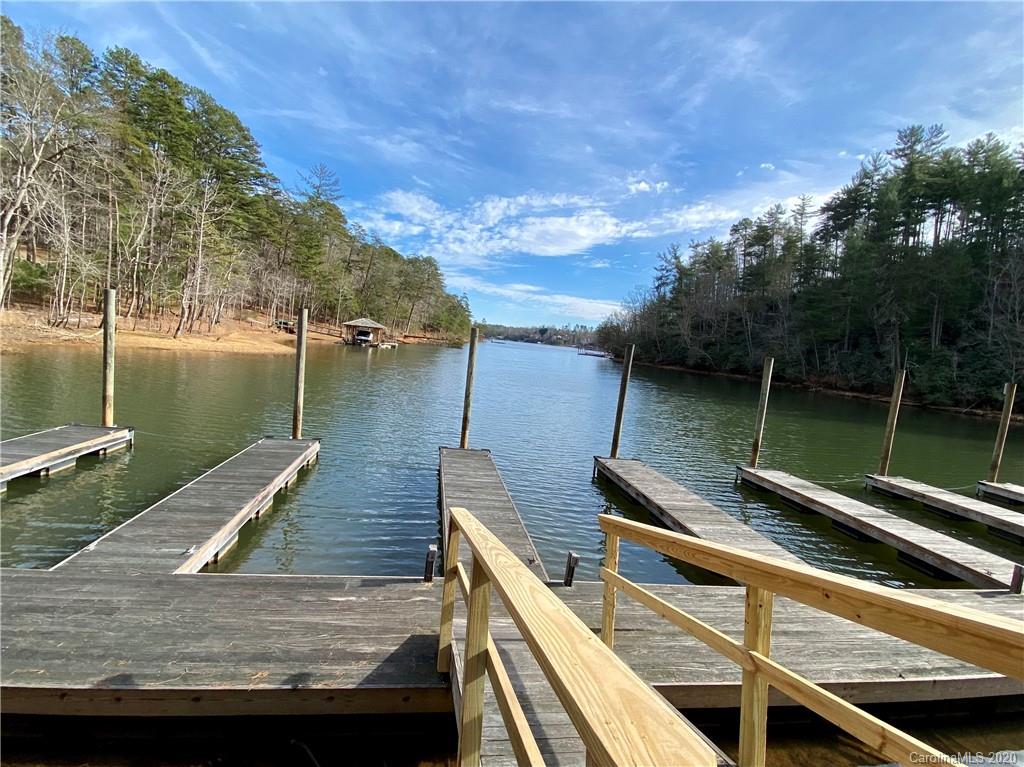 60 Kingfisher Trace 107