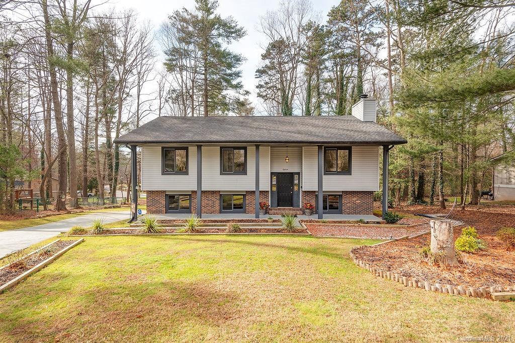 18 Golden Oaks Lane