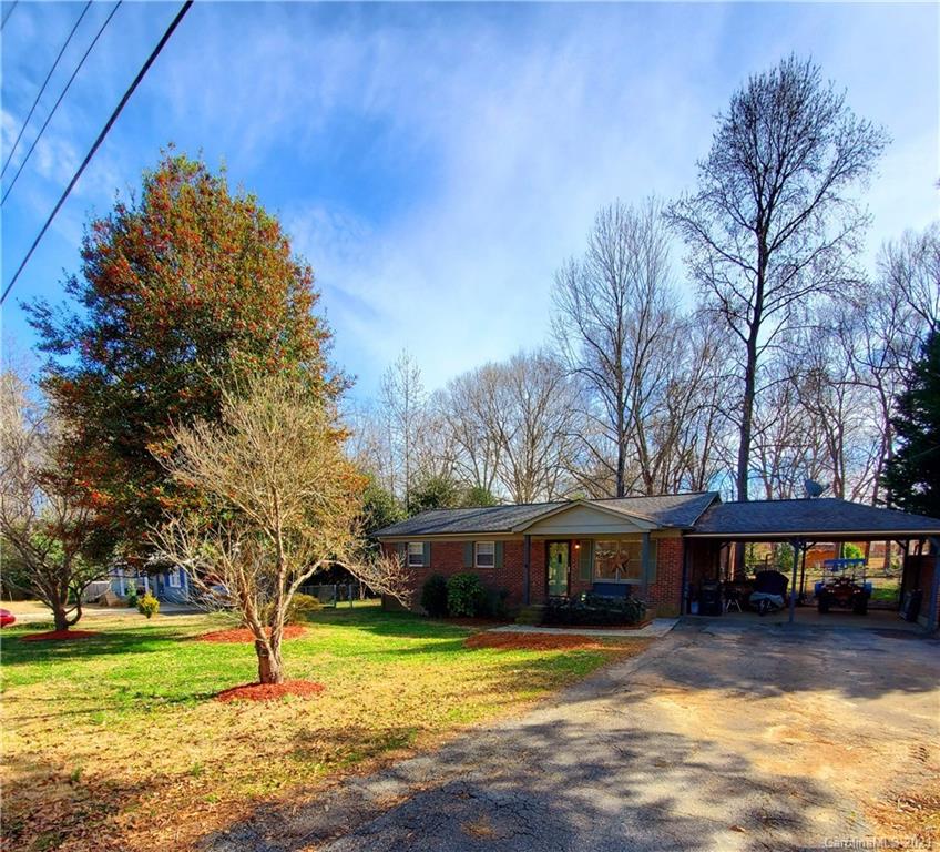 1010 Iris Drive