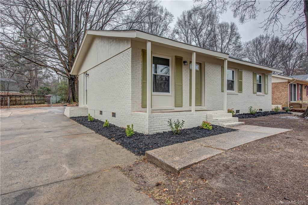 808 Glasgow Road