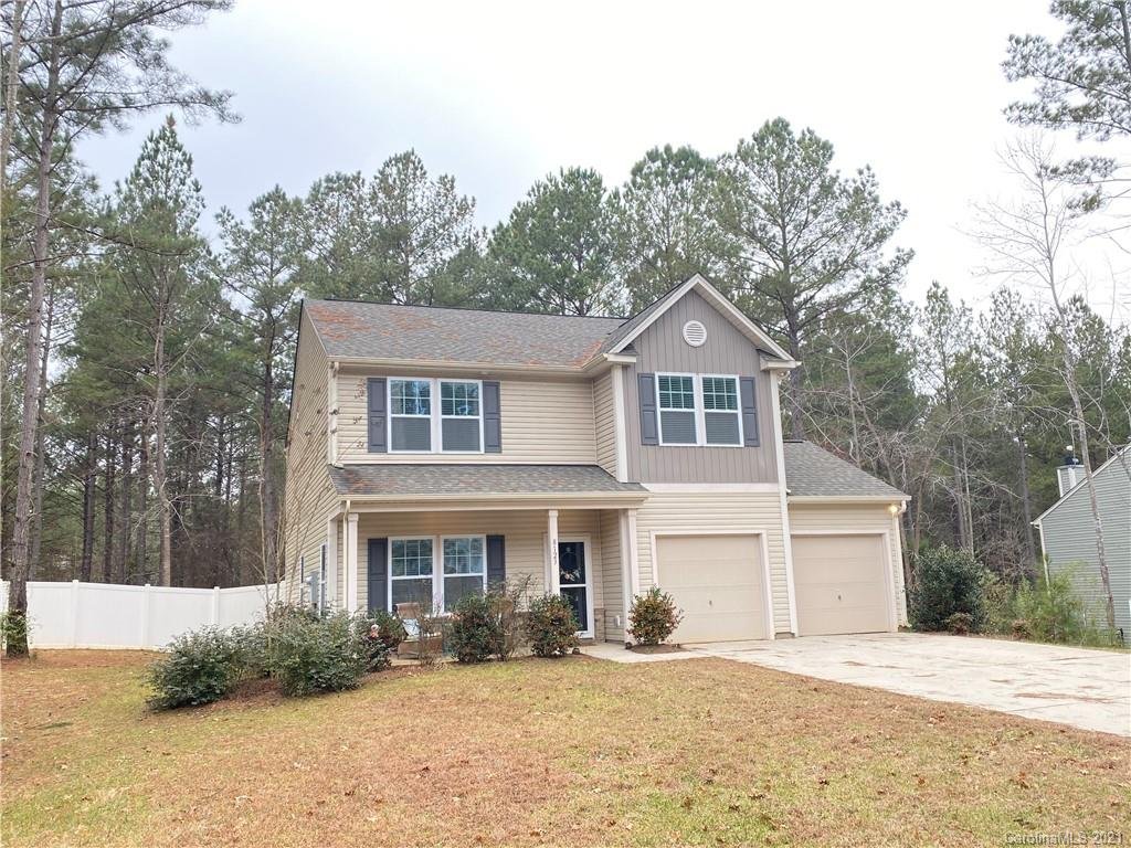 8123 Mossy Rock Road