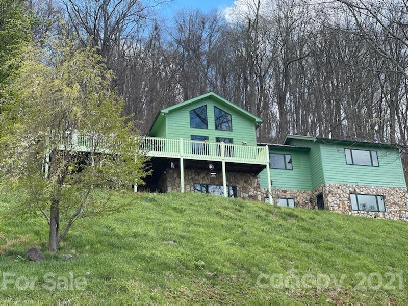 196 Red Tail Ridge