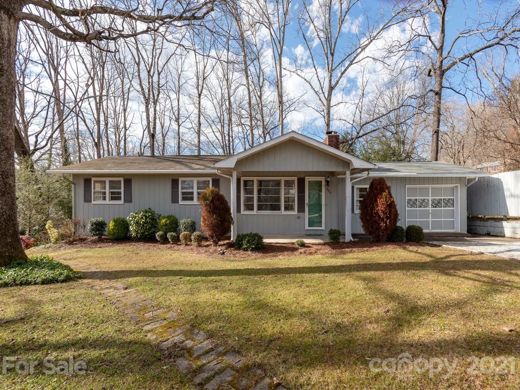 2222 Bracton Road