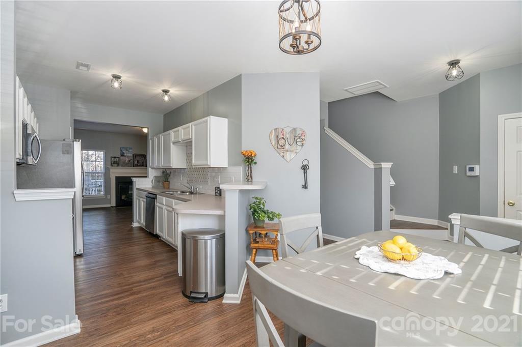 2005 Cramerton Village Drive E