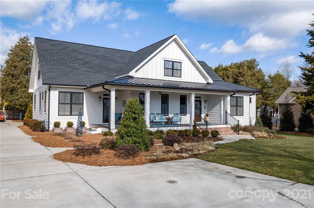 704 Langtree Road