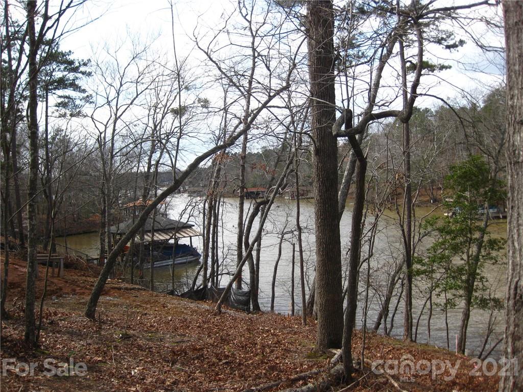 322 Plantation Way