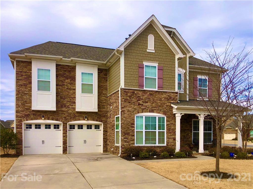2642 Red Maple Lane