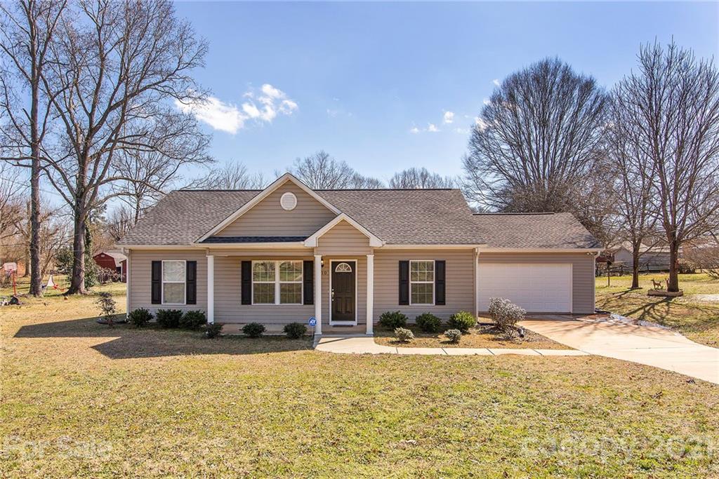 910 Iris Drive 23