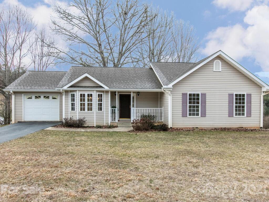 416 Hemlock Springs Trail