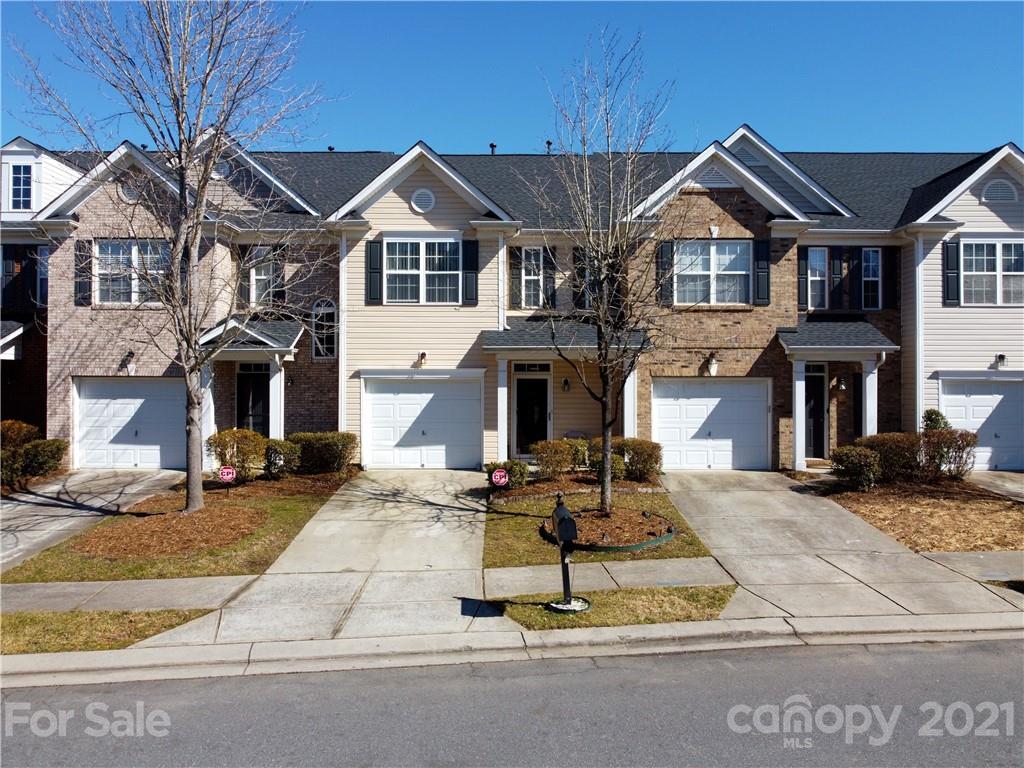 9676 Walkers Glen Drive