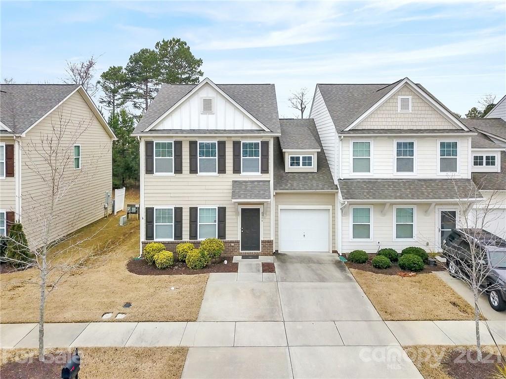 4806 Tradd Circle