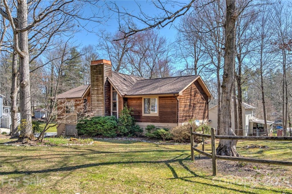 15 Greenleaf Road