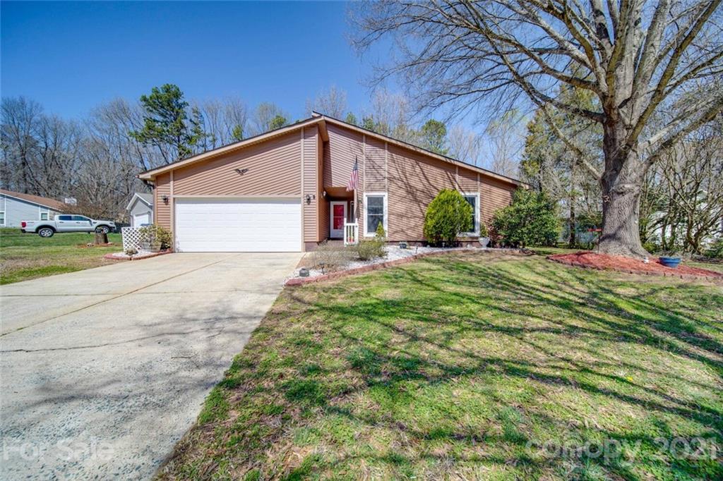 6517 Wealdstone Court