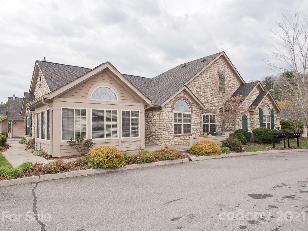 90 Mountain Meadow Circle U33
