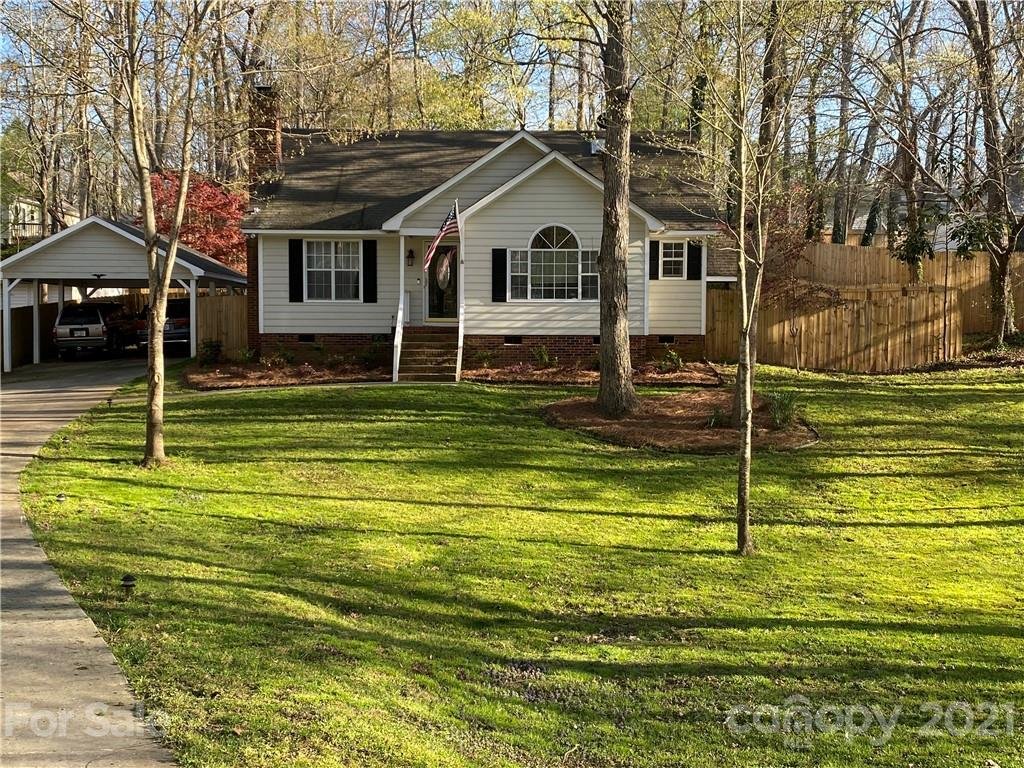7805 Maplewood Lane