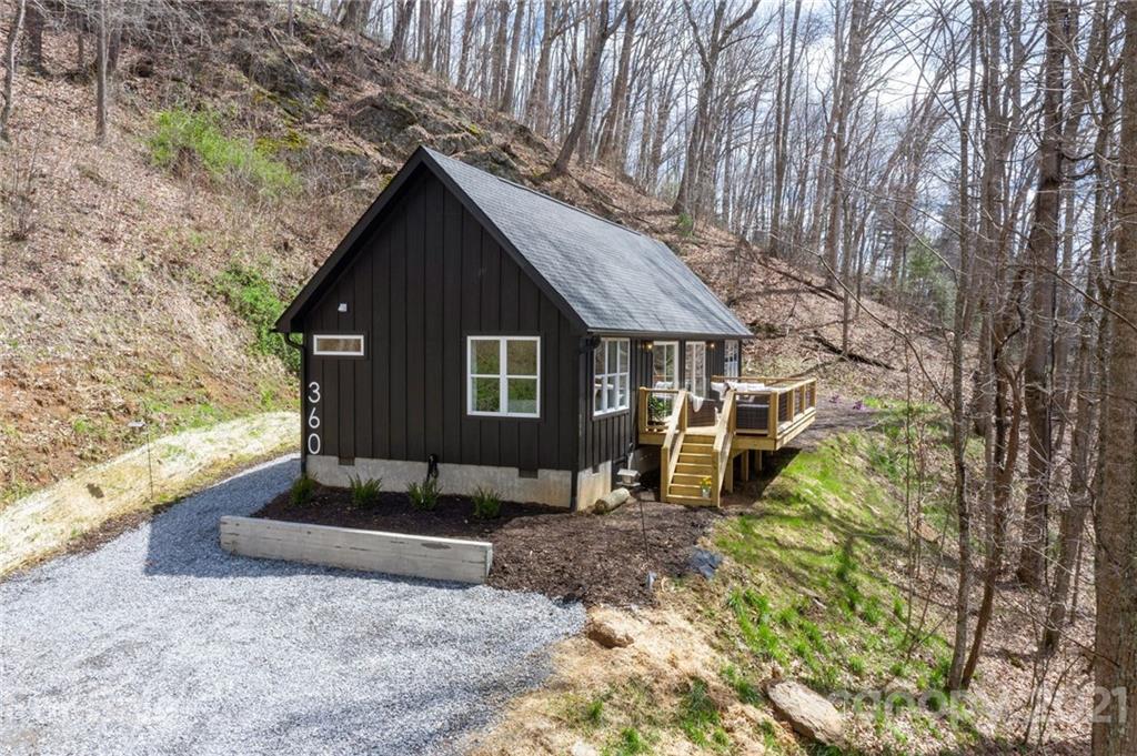 360 Grand Oak Trail