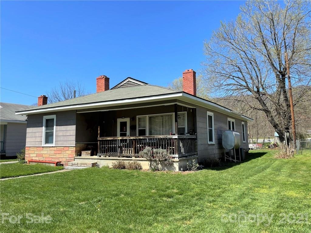149 Edwards Avenue