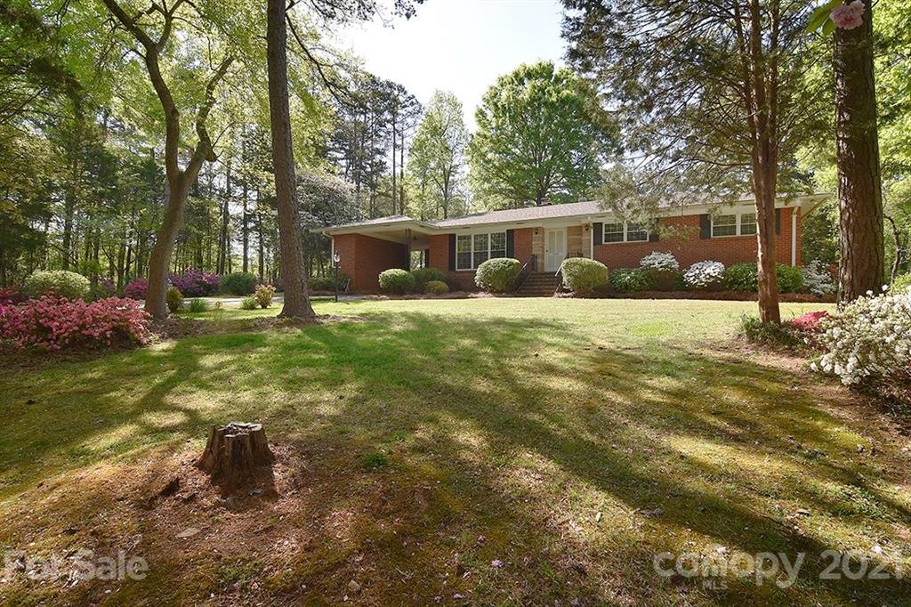 1649 Marlwood Circle