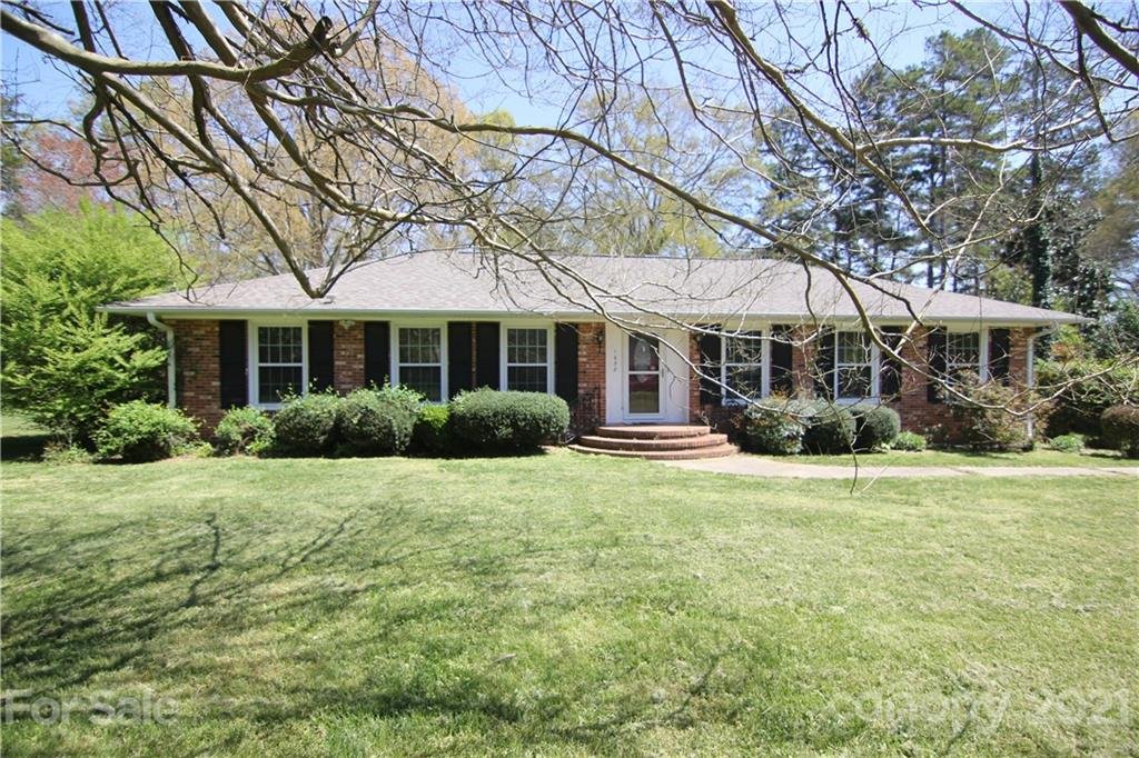 1638 Marlwood Circle