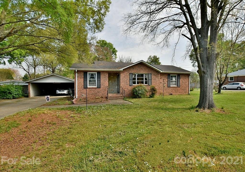 2449 Breen Circle