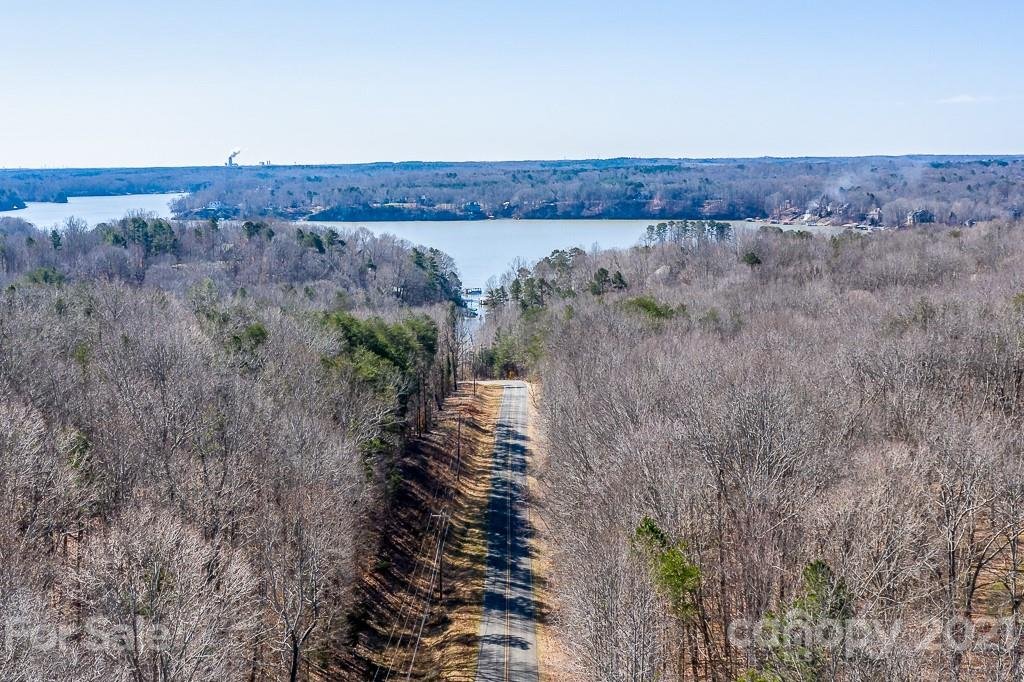 000 Laurel Cove Road 8