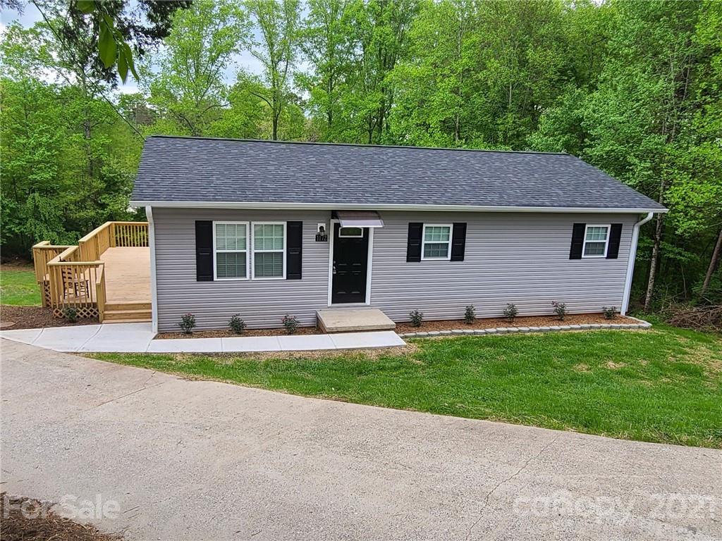 1172 Sunset Court