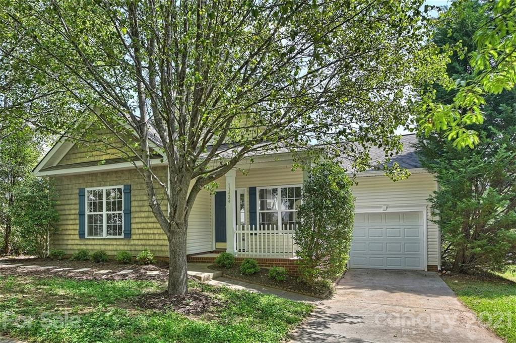 13424 Glenwyck Lane