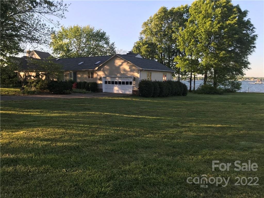 22350 Country Club Lane