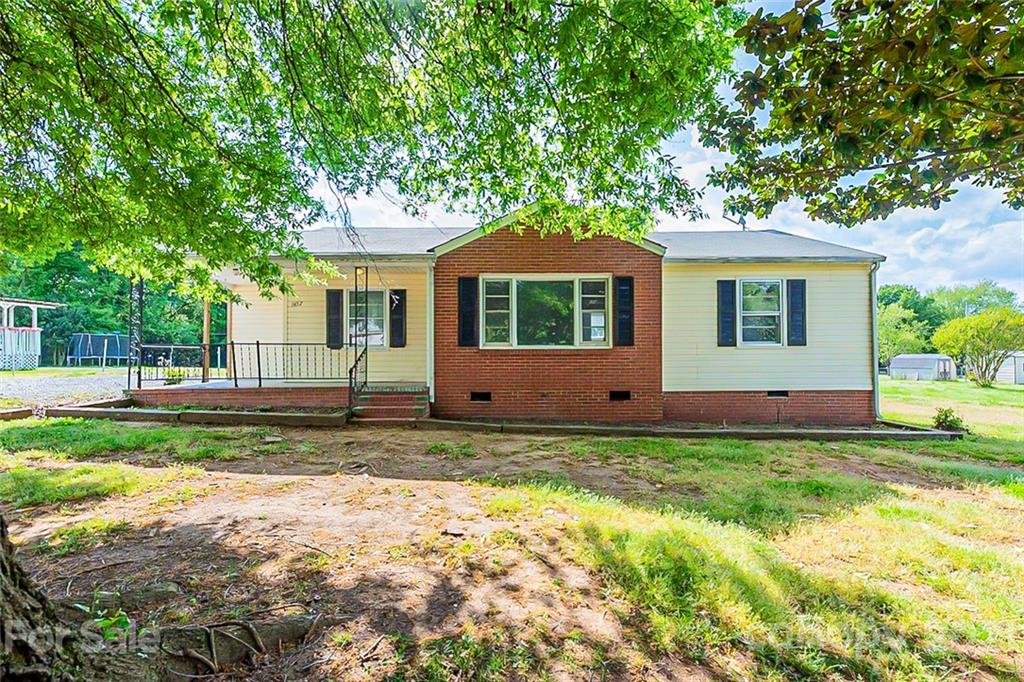 1457 Mt Gallant Road