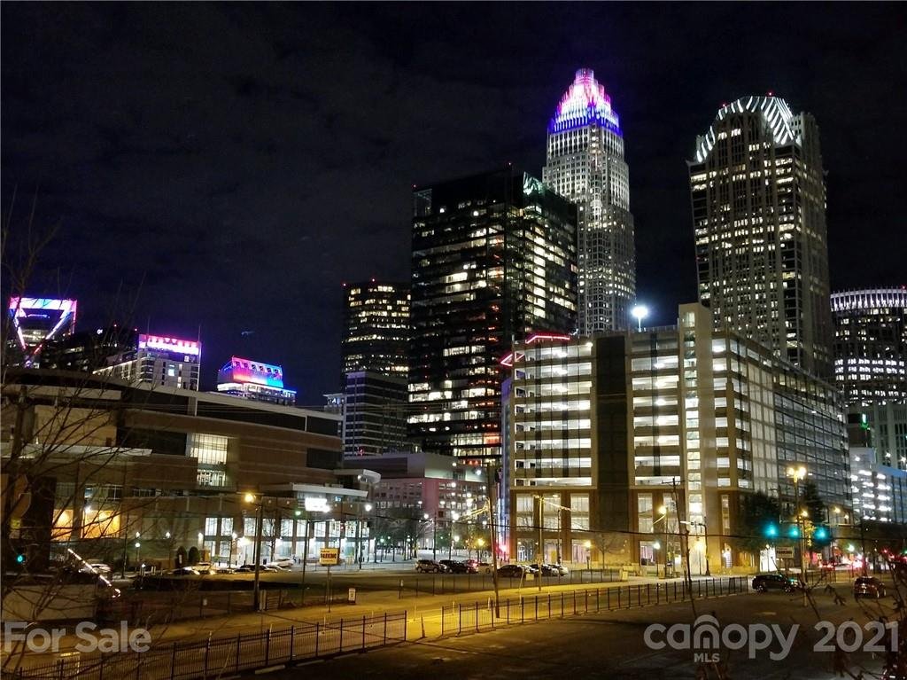 505 E 6th Street 304