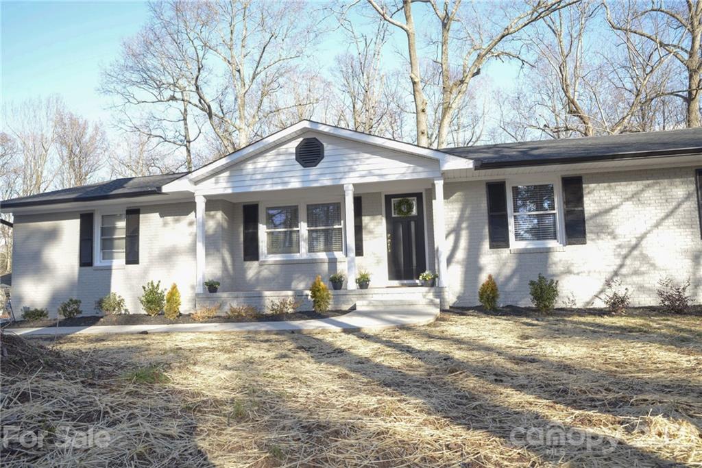 1639 Wildlife Road