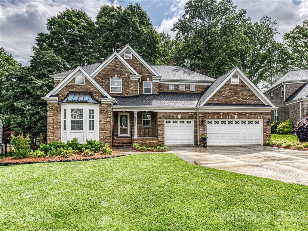 20309 Val Circle