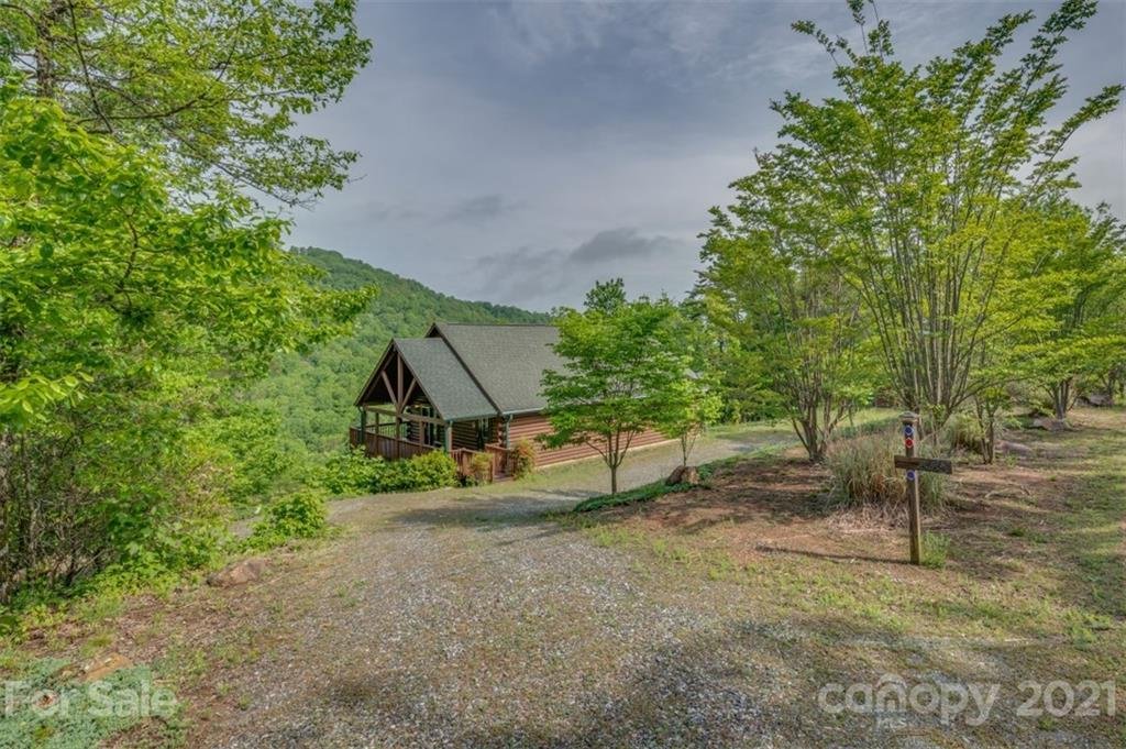 445 Mountain Lookout Drive