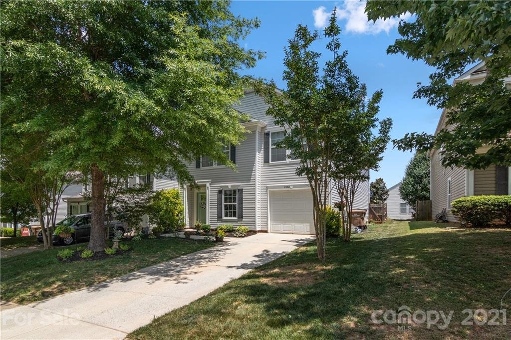 2002 Dunsmore Lane