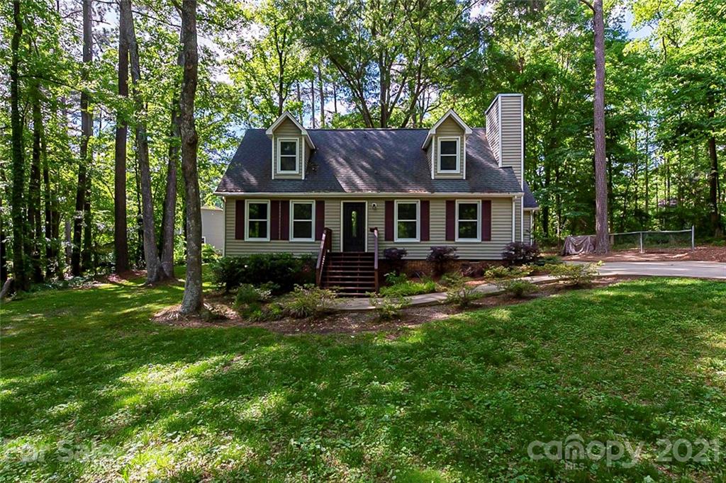 4834 Country Oaks Drive