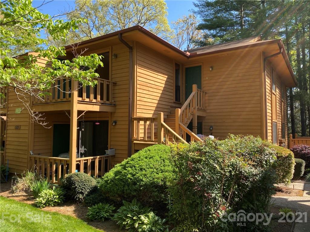 521 Courtwood Lane 8