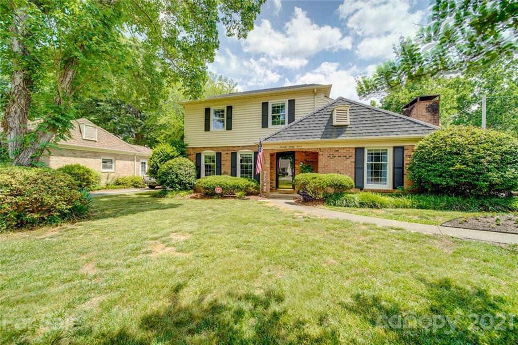 7097 Edgefield Court