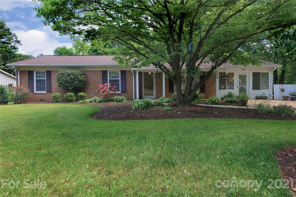 402 Chestnut Lane