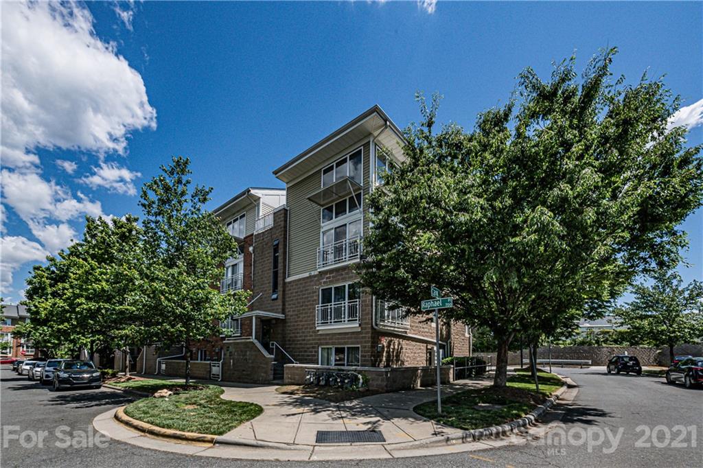 651 Raphael Place