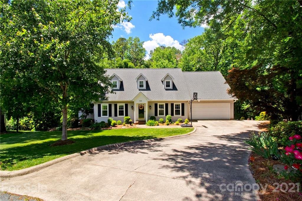 512 New Castle Court