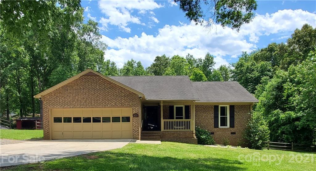 8129 Appaloosa Lane