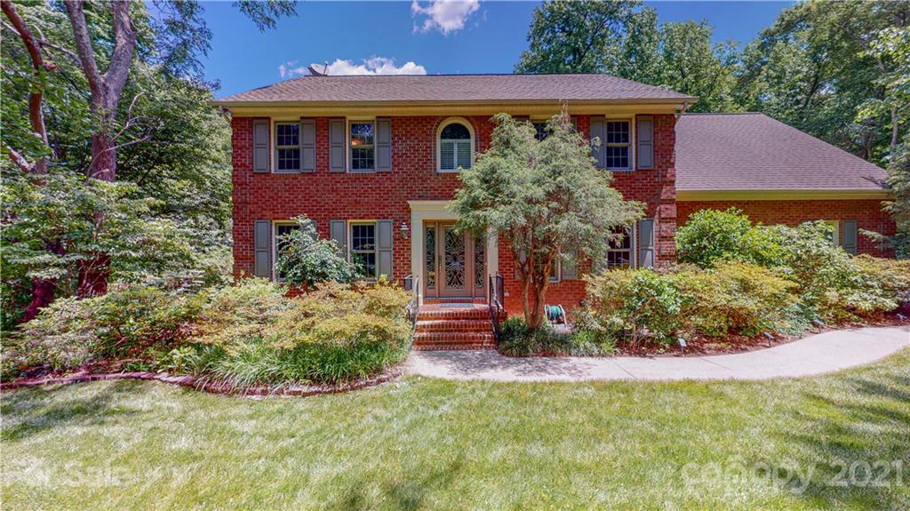 1224 Bennington Drive