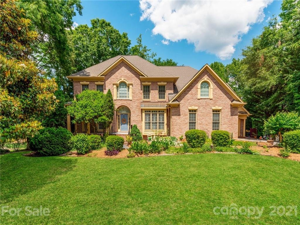 814 Shetland Place