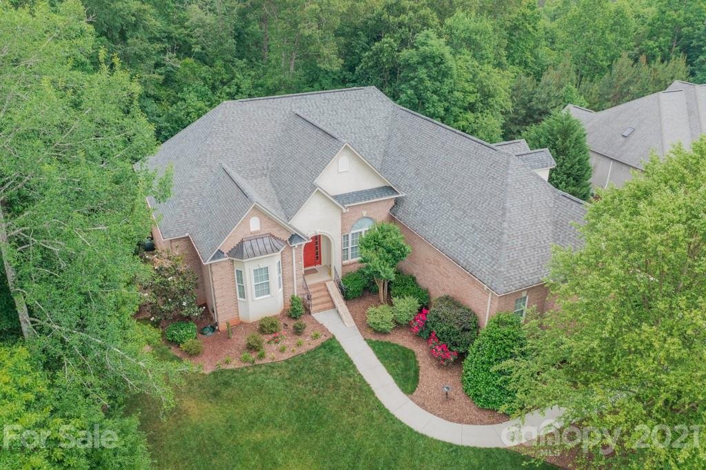 3450 Maple Wood Drive