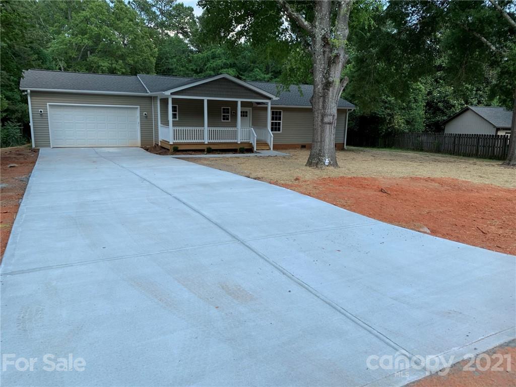 848 Silver Fox Drive
