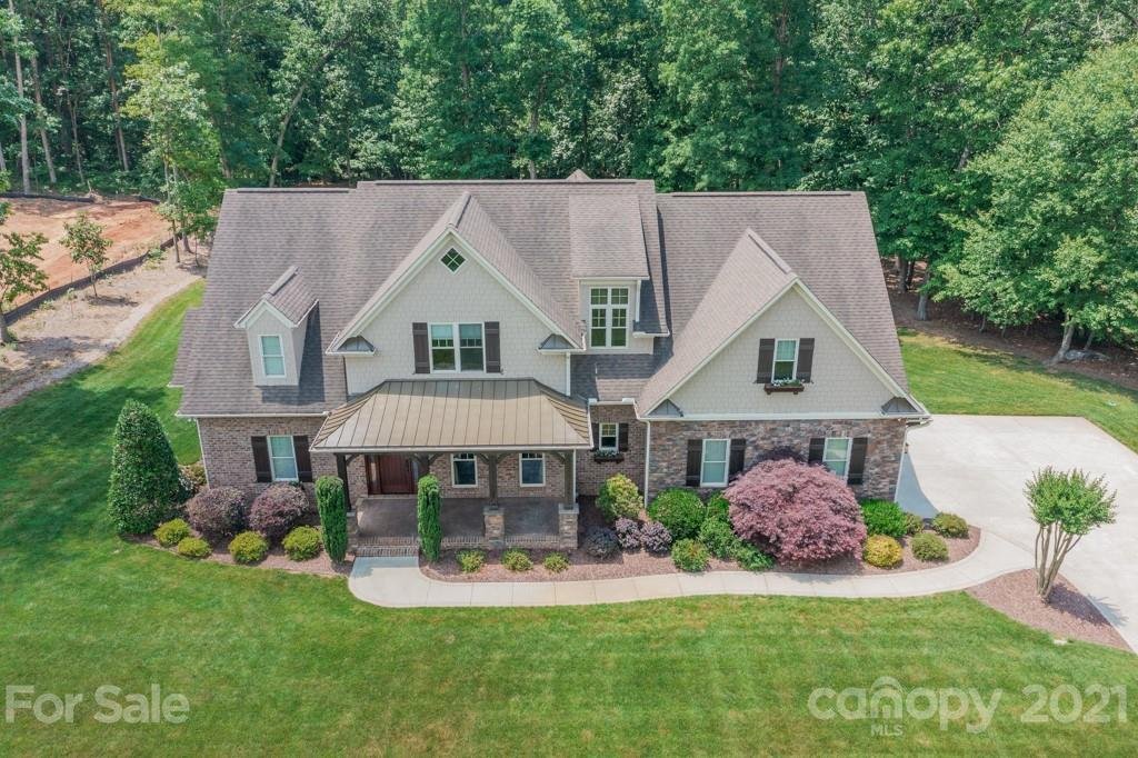 3274 Quinlan Lane